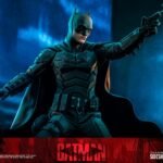 Hot Toys - Batman (Deluxe Version) Sixth Scale Figure
