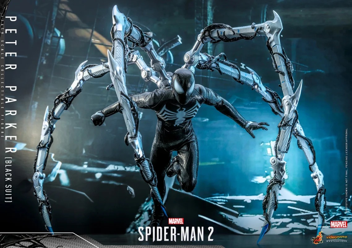 Hot Toys - Peter Parker (Black Suit) Sixth Scale Figure - Luna