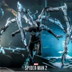 Hot Toys - Peter Parker (Black Suit) Sixth Scale Figure