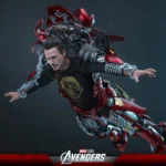 Hot Toys Tony Stark (Mark VII Suit-Up Version) Sixth Scale Figure