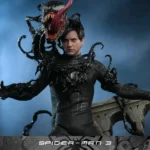 Hot Toys Spider-Man (Black Suit) (Deluxe Version) Sixth Scale Figure