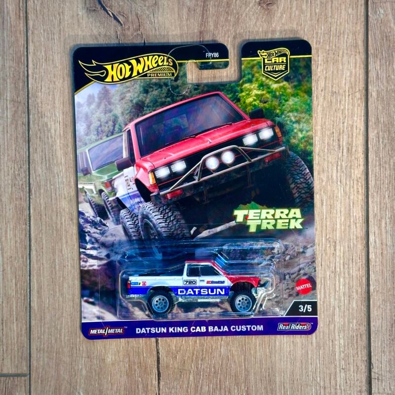Hot Wheels Premium – Terra Trek Datsun King Cab Baja Custom - Luna