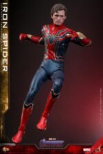 Iron Spider Sixth Scale Figure - Görsel 8