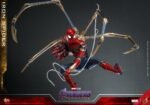 Iron Spider Sixth Scale Figure - Görsel 3