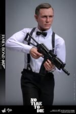 James Bond (NTTD) Sixth Scale Figure - Görsel 8