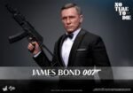 James Bond (NTTD) Sixth Scale Figure